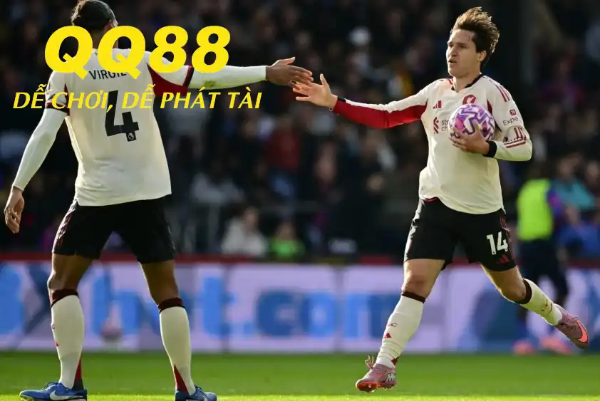 Chiesa gỡ hoà, song không đủ để giúp Liverpool đem về 1 điểm
